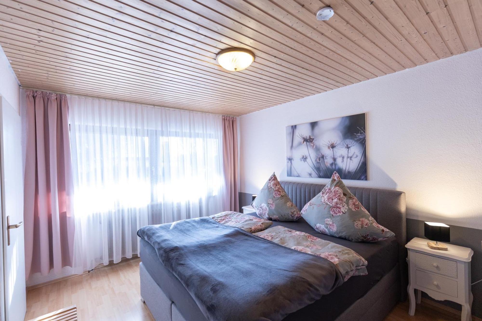 Apartment Elw, Sep. Eingang, überdachte Terrasse, Nähe Backnang Althutte
