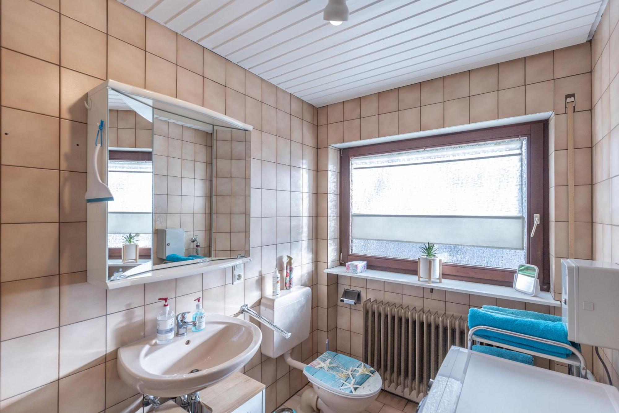 Apartment Elw, Sep. Eingang, überdachte Terrasse, Nähe Backnang Althutte
